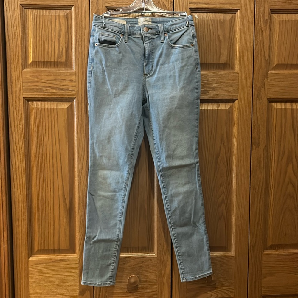 Universal Thread High Rise Skinny Jeans